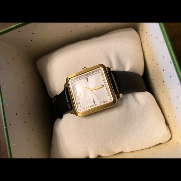 Kate Spade ♠️ Watch - Picture 7 of 7